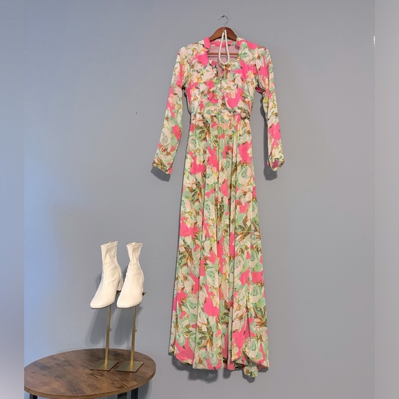 Dresses & Skirts - Floral Print 💐Long Sleeve Maxi Dress